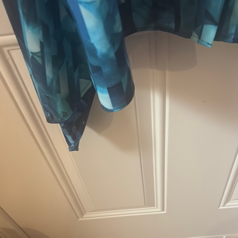 Catherines Teal and Navy Patterned Blouse - Picture 4 of 6